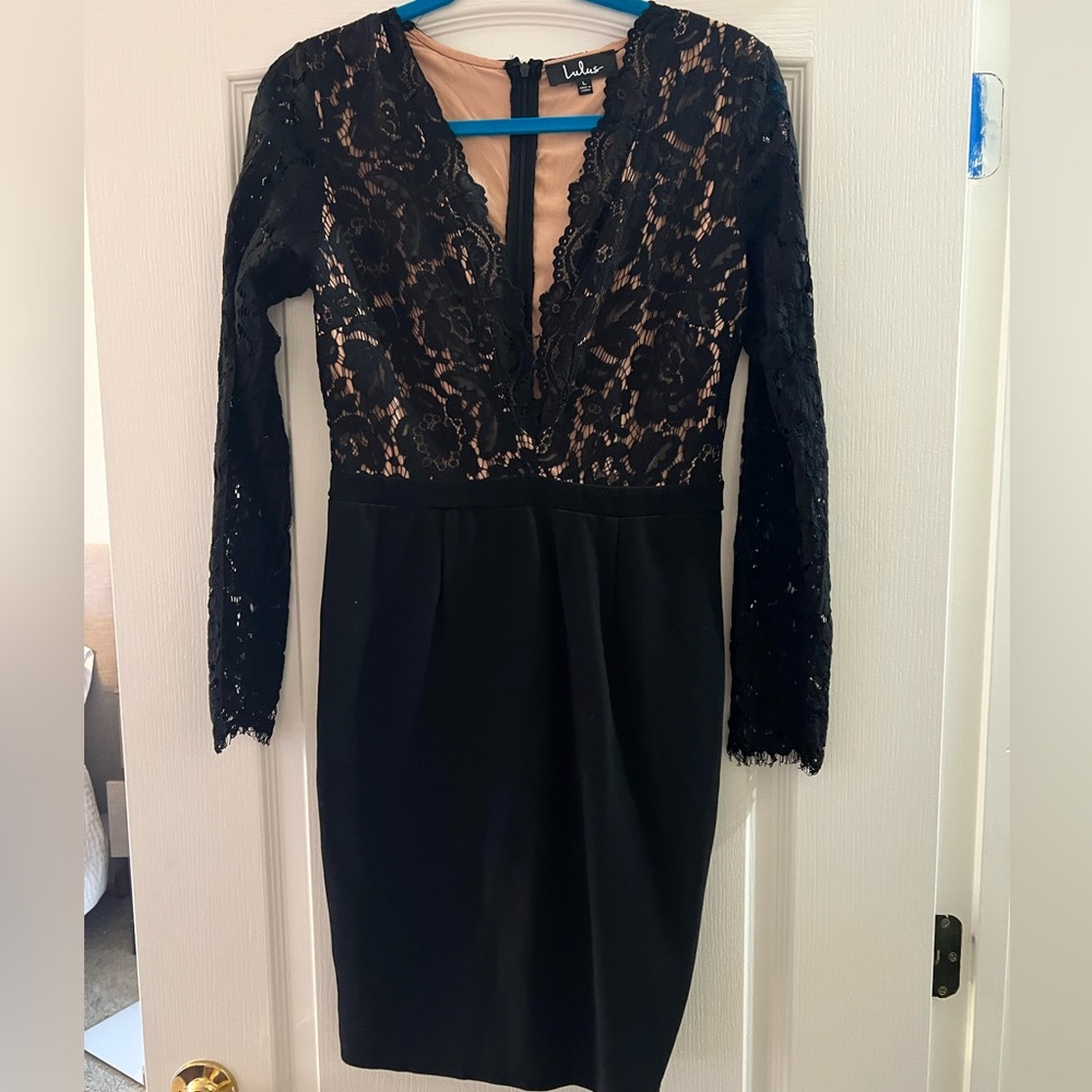 Lulus black lace dress